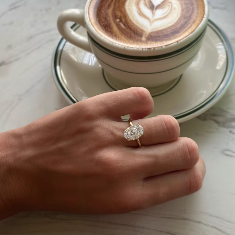 Women's 1 Carat White Moissanite Ring, Ideal Gift for Weddings